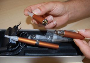 e-cigarette-assembling