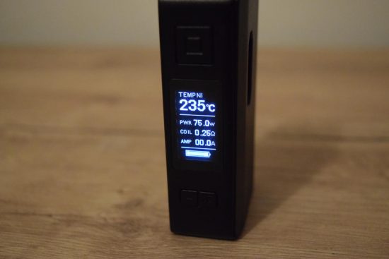 VaporFi-VAIO-75-display