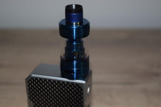 Uwell-Crown-III-closeup